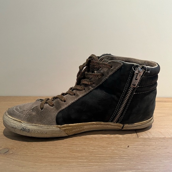 Golden Goose Slides 37 - Picture 5 of 11